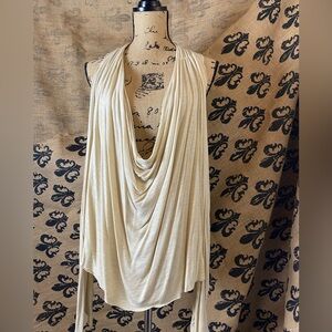 Elan wrap top (beige)